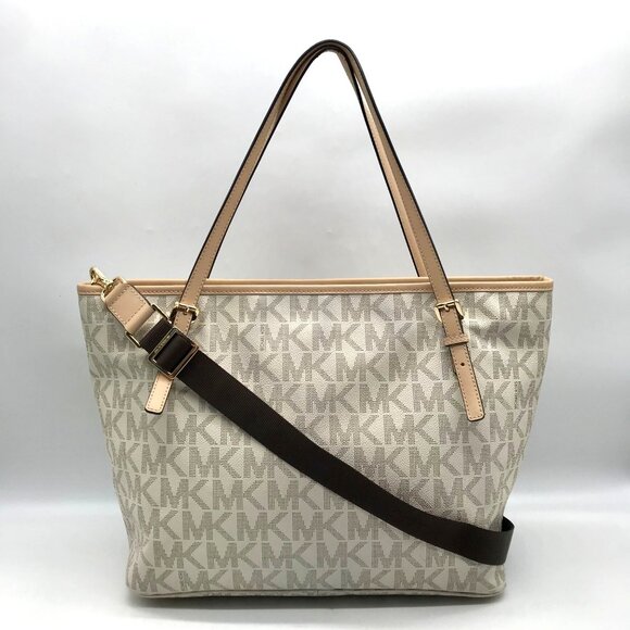 Michael Kors Vanilla Monogram Canvas Jet Set Travel Tote Bag - Picture 2 of 11